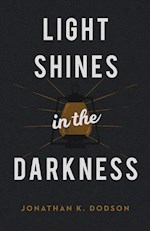 TRACT-LIGHT SHINES IN THE DARKNESS (ESV) (PACK OF 25)